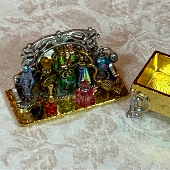 🎁🎁Great Gift🎁🎁Story Book Trinket Box - Picture 8 of 8